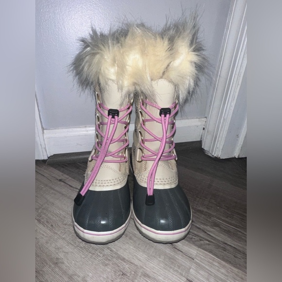 Sorell girls snow boots size 1Y - Picture 3 of 6